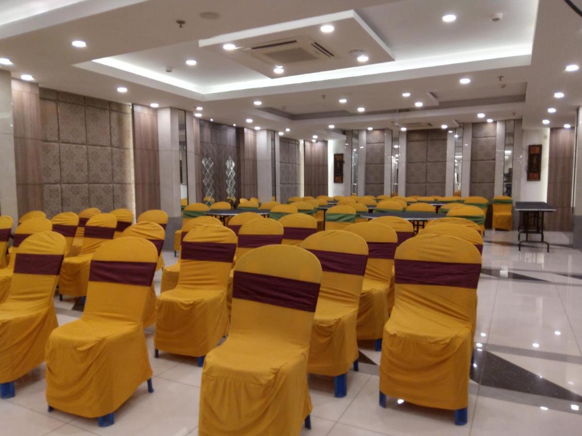 Hotel Niladri Premium Пури Экстерьер фото